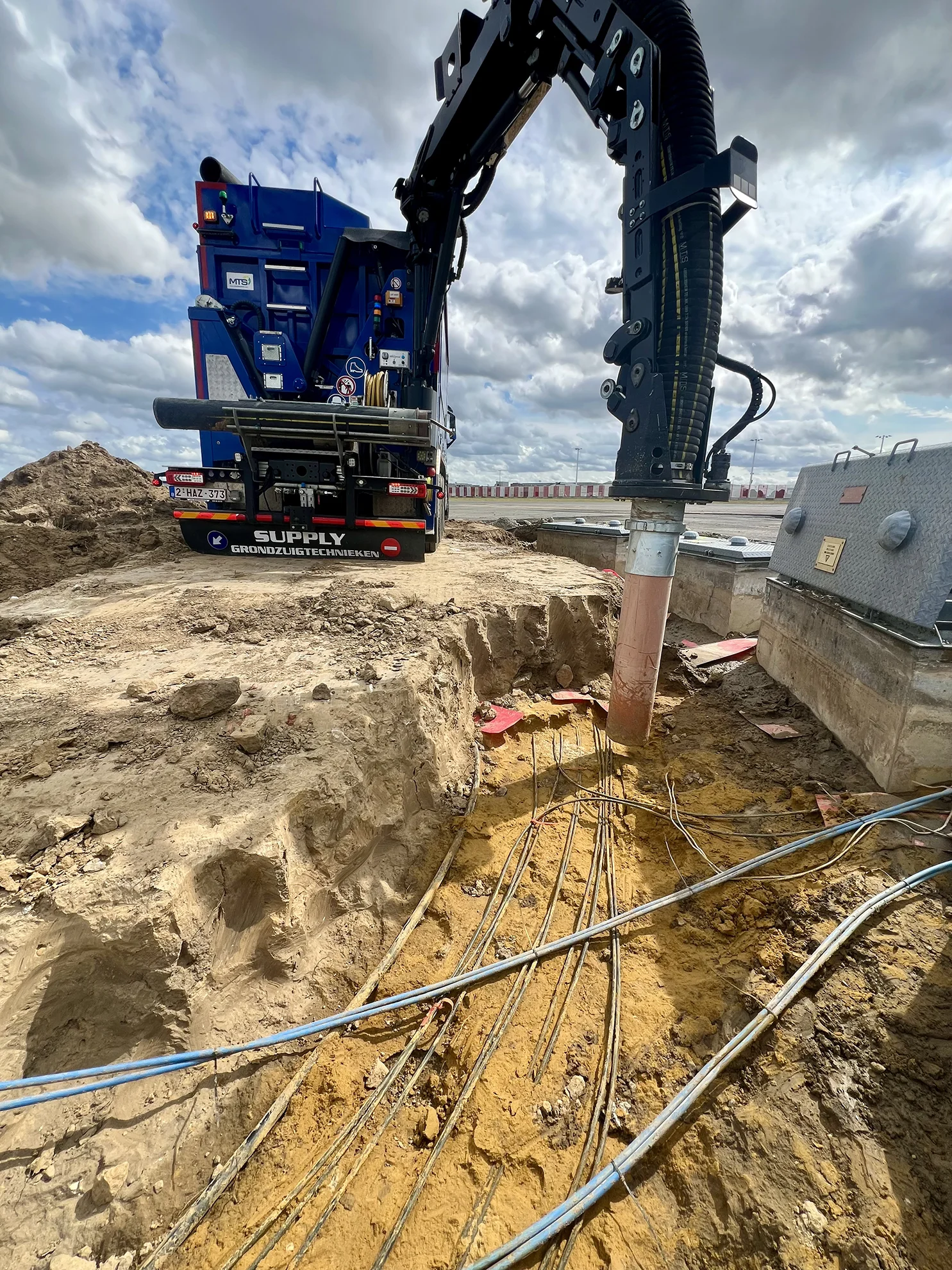 Moderne grondzuigwagen van Supply Grondzuigtechnieken - Zuigtechnieken