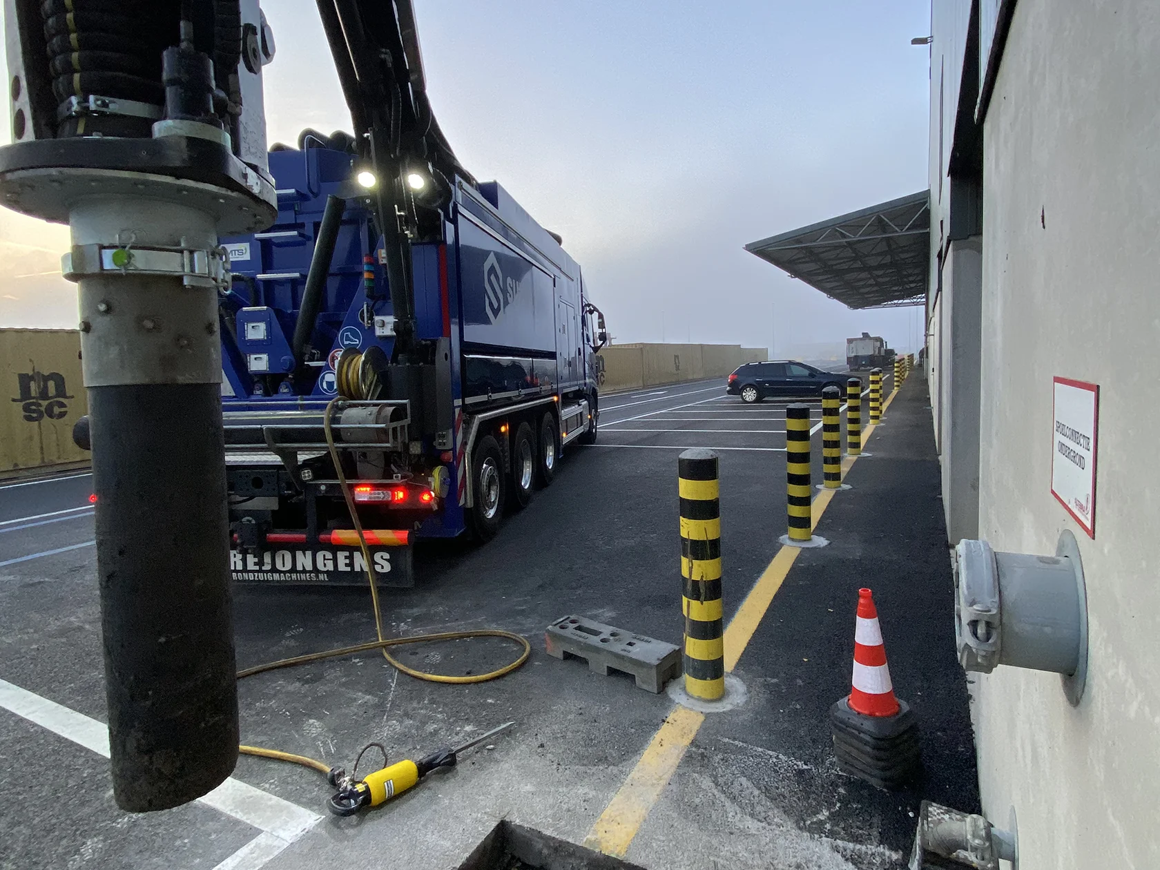 Moderne grondzuigwagen van Supply Grondzuigtechnieken